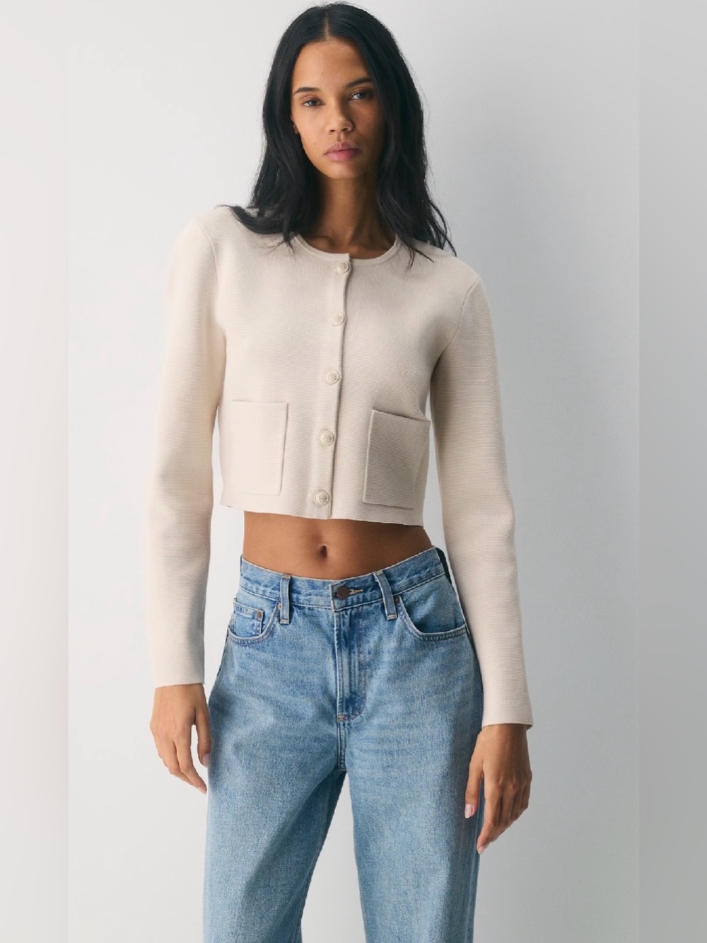 Like new Babaton Aritzia Notable Cardigan. Size XS. Cream. Quiet luxury